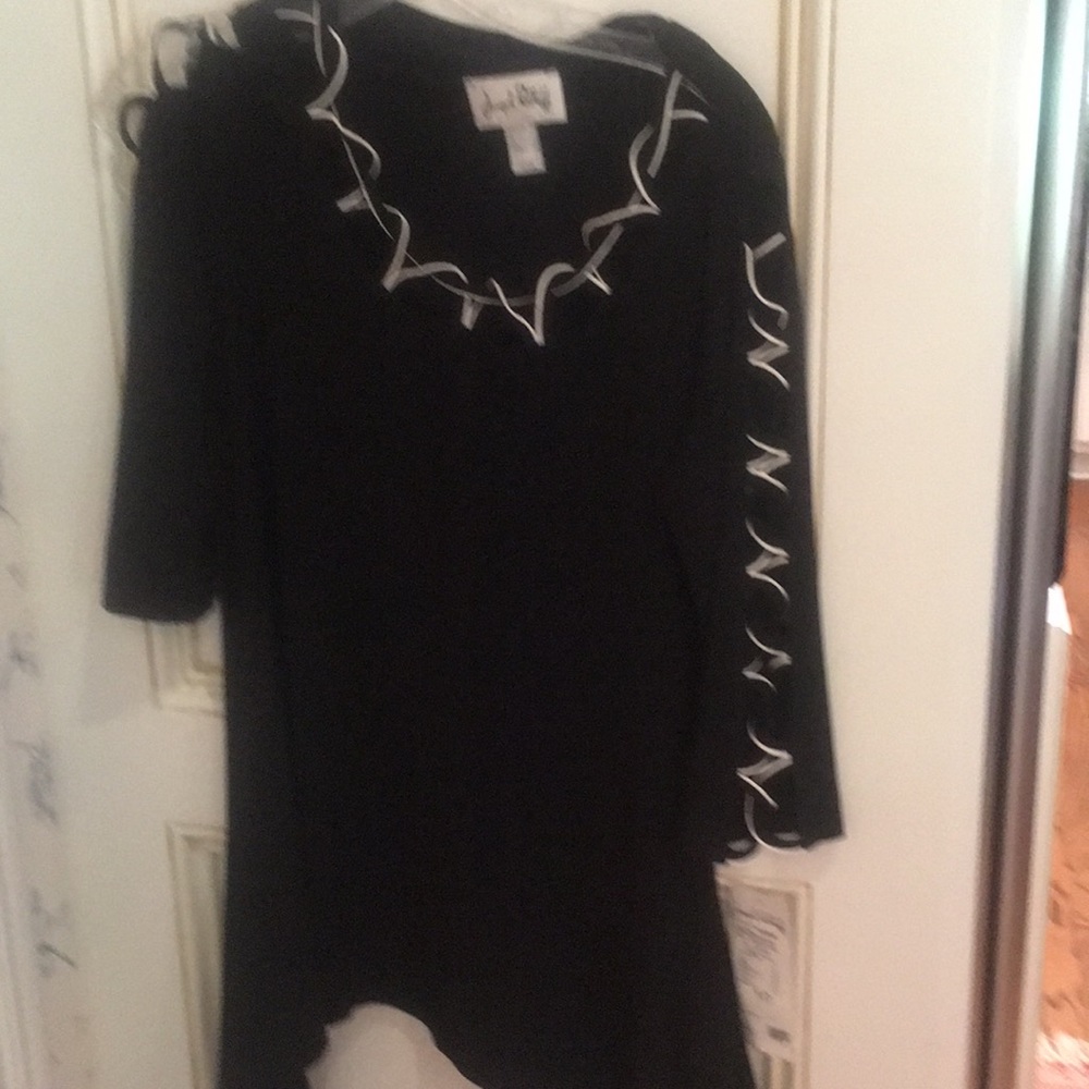 Joseph Ribkoff tunic NWT